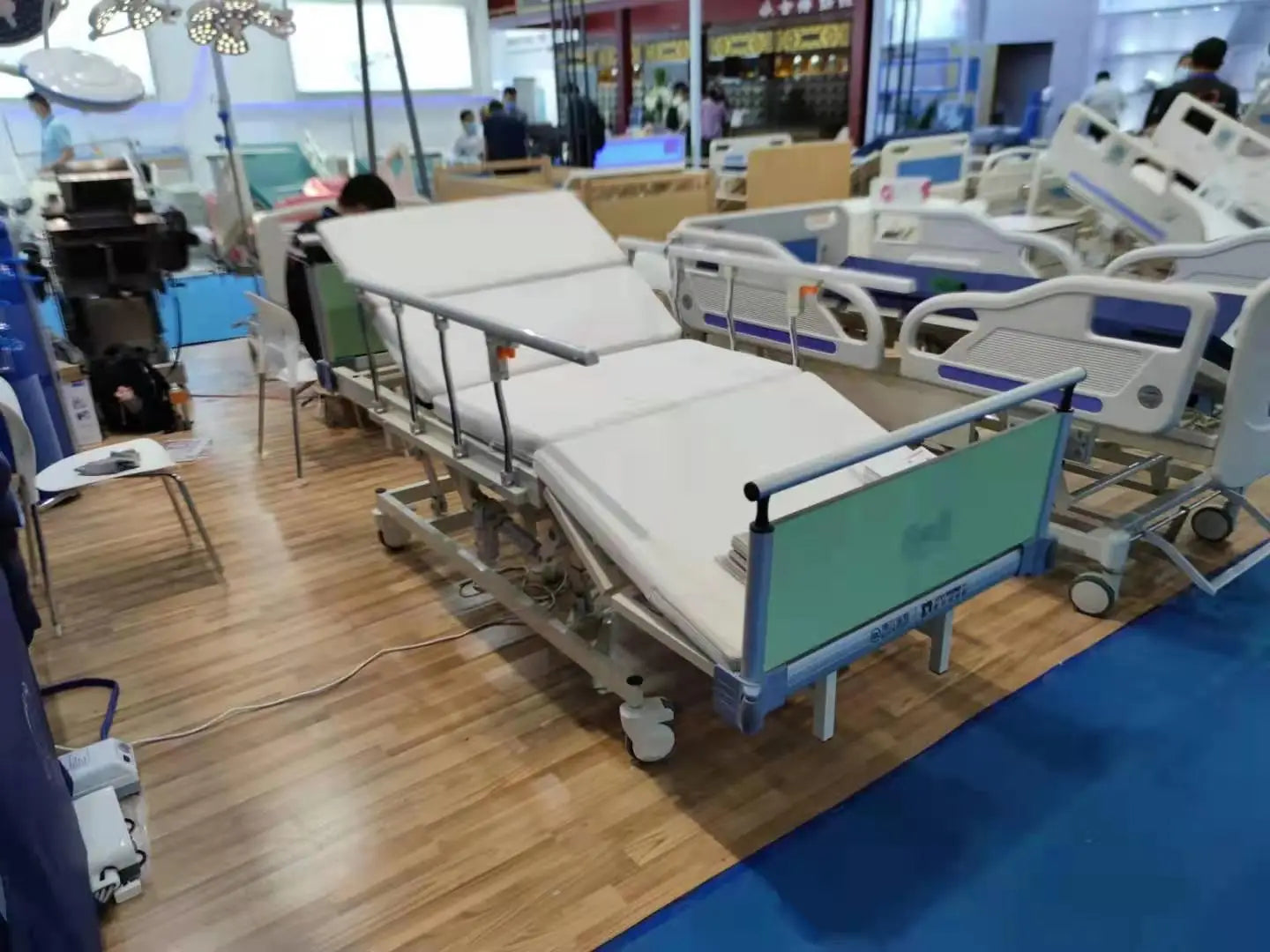 Physical Therapy Equipments Massage Tables Beds Multi-postural Adjustable Electric Massage Bed Physiotherapy Treatment Table