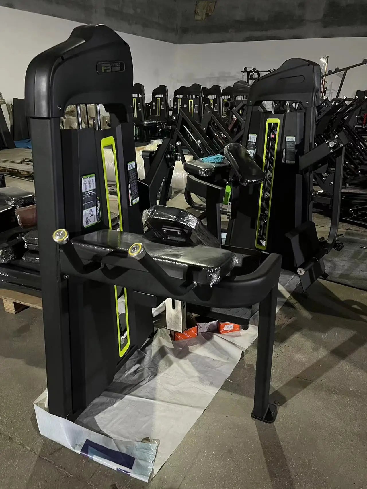 Multi Functional Gym Fitness Equipment Home Fitness Equipment Comprehensive Strength Training Body Building Multi Person Station