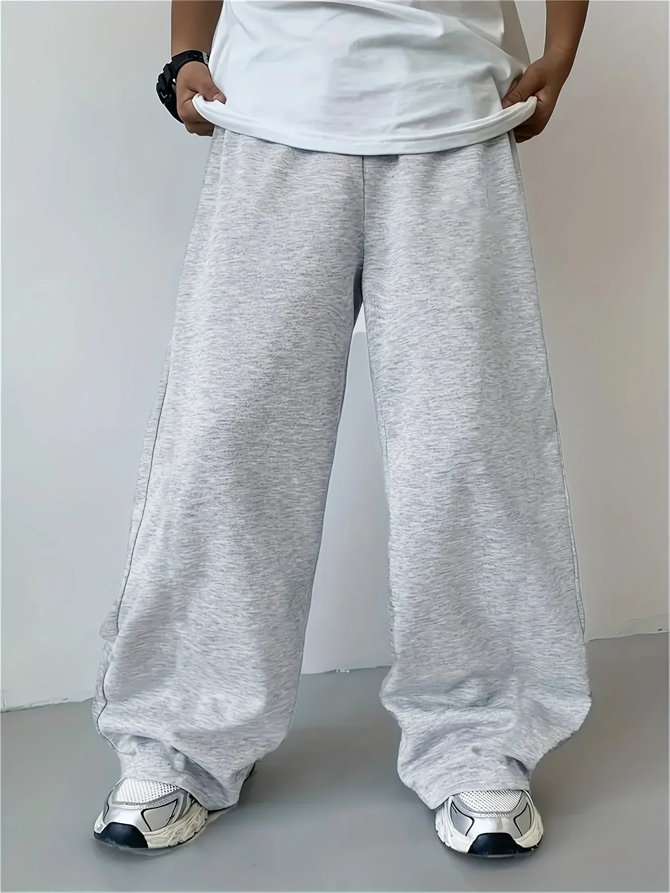 Loose, straight-leg gray trousers. Soft, everyday pants. Unisex sweatpants.  All-season cotton streetwear. pants men